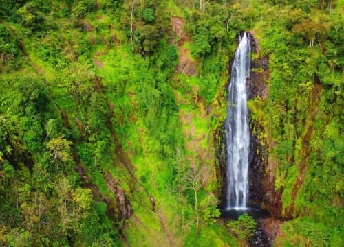 This best 1-day trip to Materuni Waterfalls